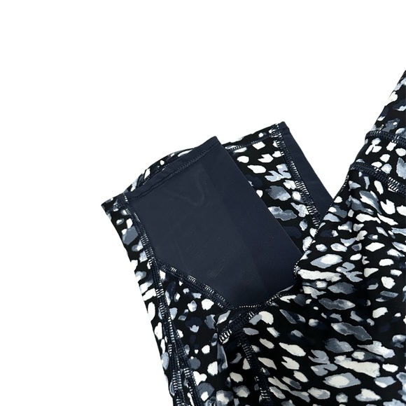 Athleta capri legging NEW - Picture 6 of 6